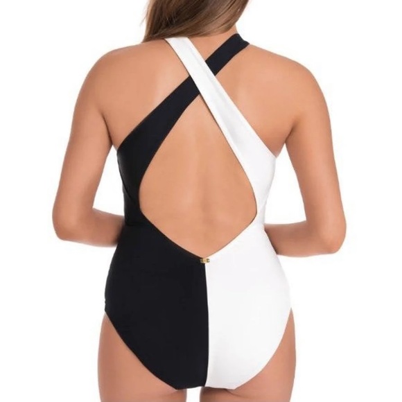 Amoressa Domino Jinx Twist One-Piece B&W Swimsuit - Picture 5 of 8